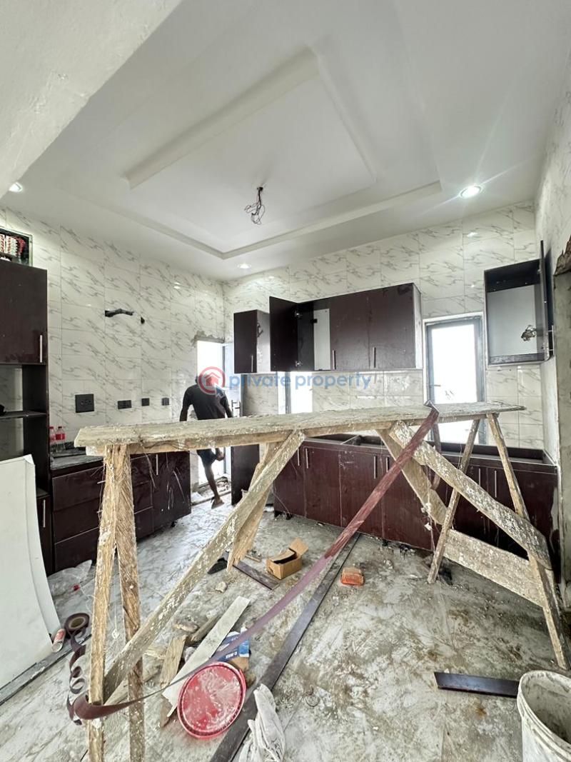 2 bedroom Block Of Flats For Sale Ajah Lekki Lagos - 5