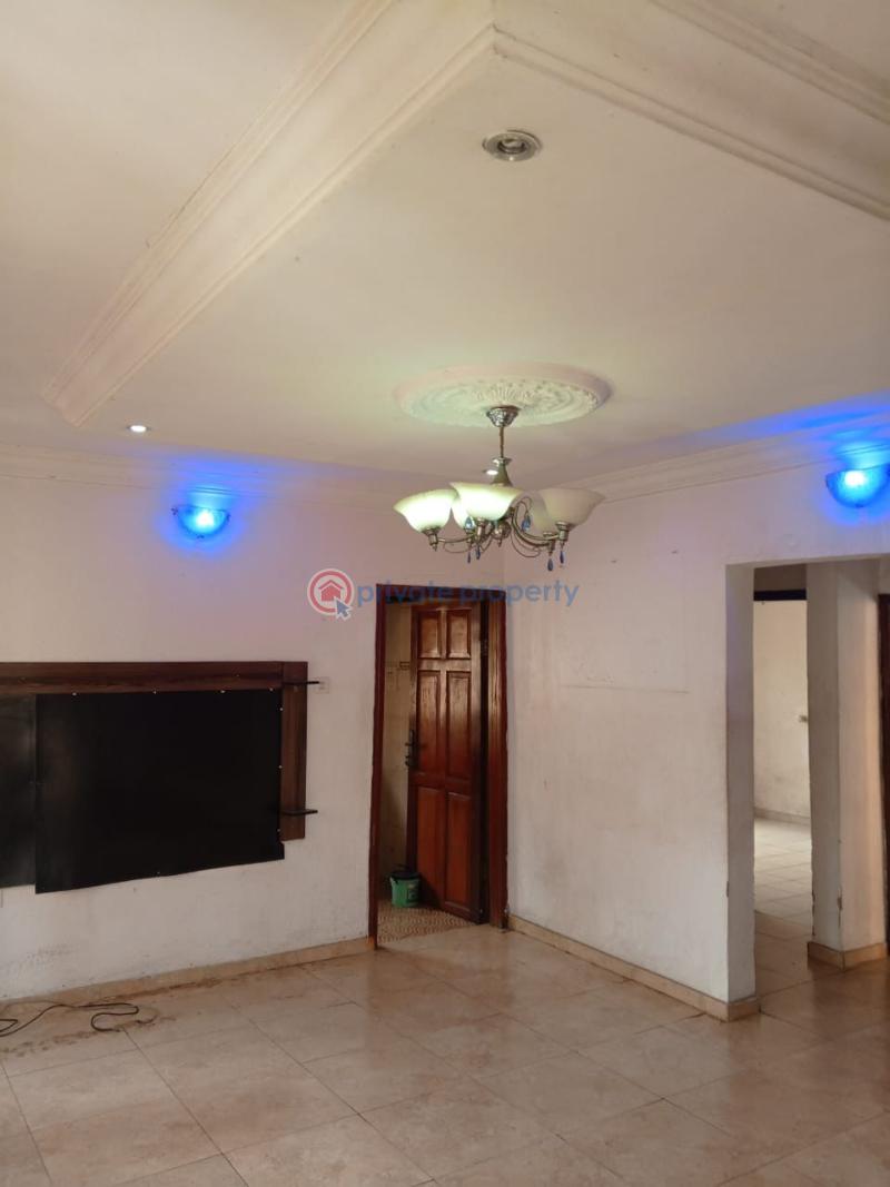 2 bedroom Flat & Apartment For Rent Gated And Secured Estate Ogudu GRA Ojota Lagos - 0
