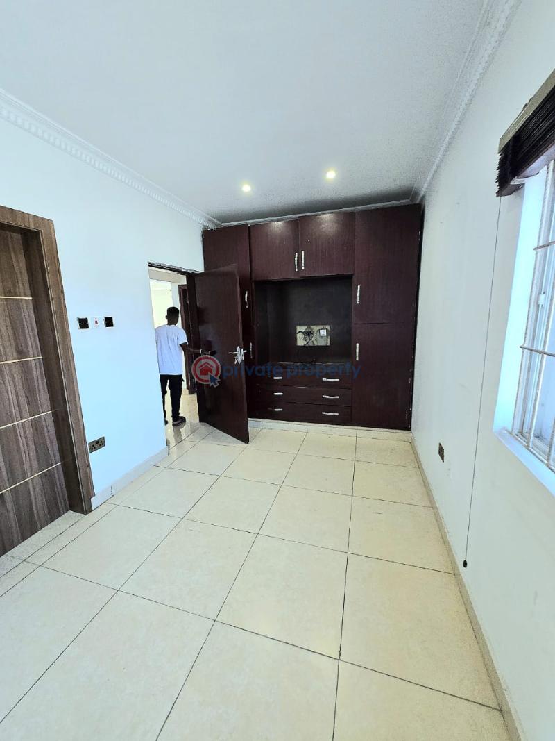 Spacious 2-bedroom apartment - 7 2 bedroom Flat & Apartment For Rent Lekki Phase 1 Lagos - 7