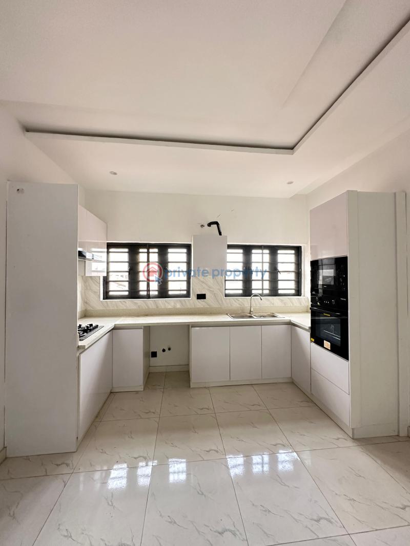 Spacious 2 bedroom apartment - 9 2 bedroom Flat & Apartment For Sale Lekki Phase 1 Lagos - 9