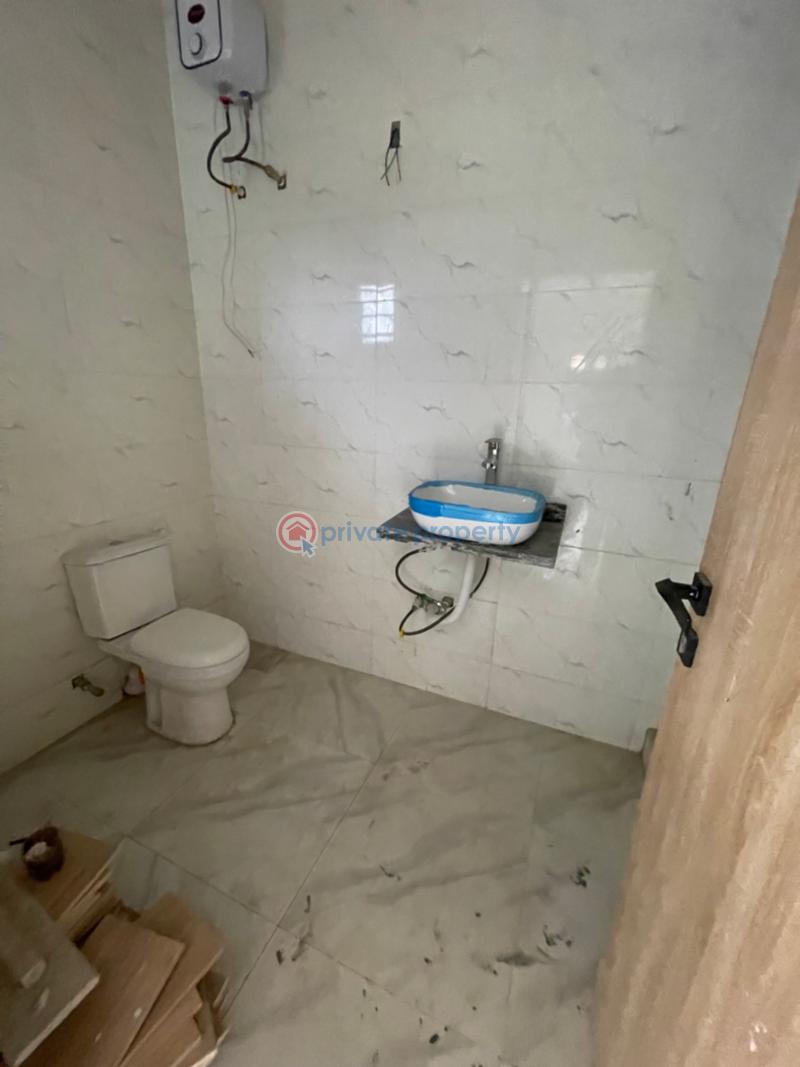 2 bedroom Block Of Flats For Sale New Road Ologolo Lekki Lagos - 4