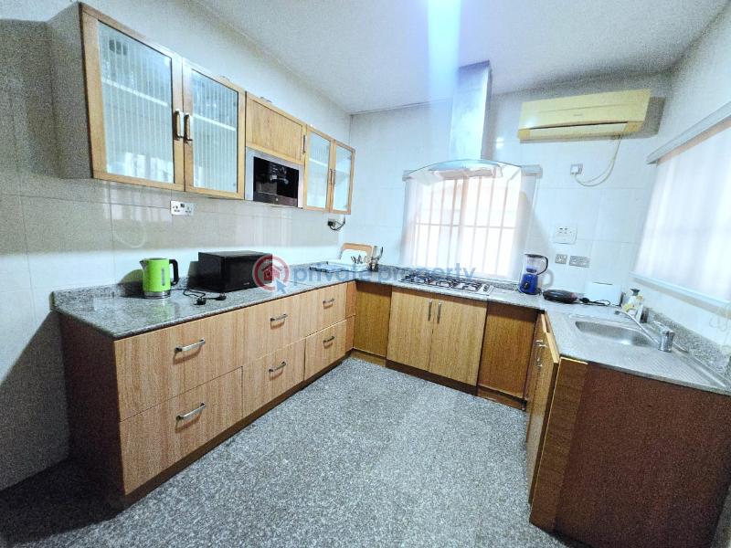2 bedroom Flat & Apartment For Rent Lekki Phase 1 Lagos - 11
