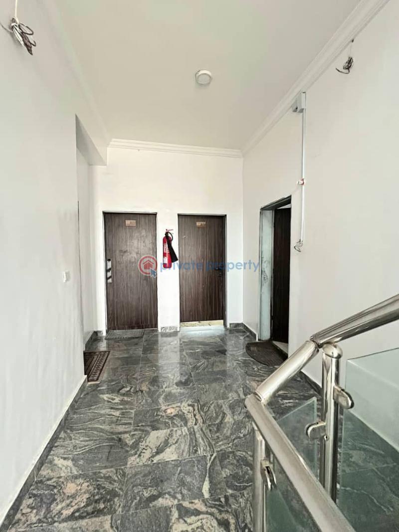 Spacious 2 bedroom apartment with a room bq - 18 2 bedroom Flat & Apartment For Rent Lekki Right Lekki Phase 1 Lagos - 18