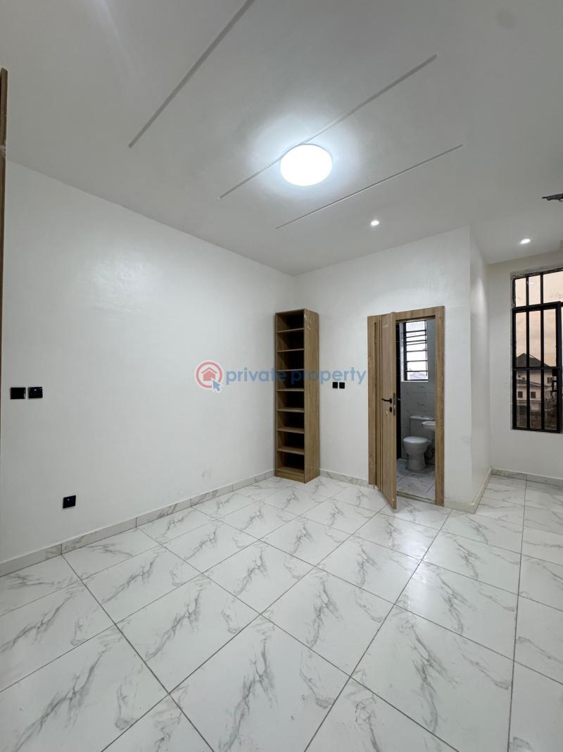 2 bedroom Flat & Apartment For Sale Ologolo Lekki Lagos - 9