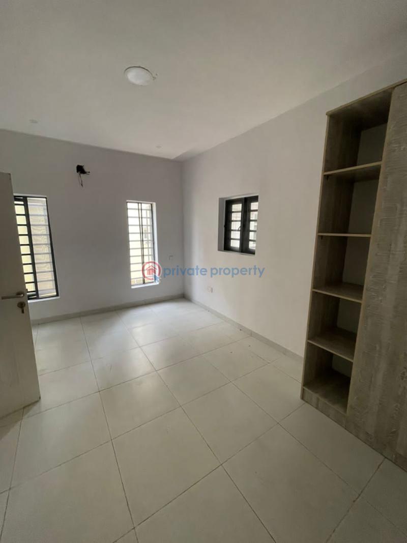 2 bedroom Block Of Flats For Rent Ologolo Lekki Lagos - 1