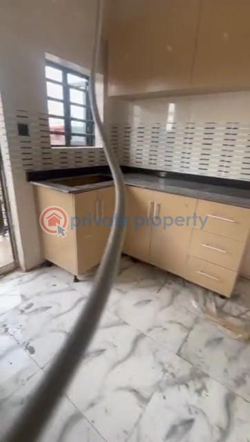 Spacious *2 bedroom flat - 7 2 bedroom Block Of Flats For Rent Bawala Street Pedro Palm Grove Palmgroove Shomolu Lagos - 7