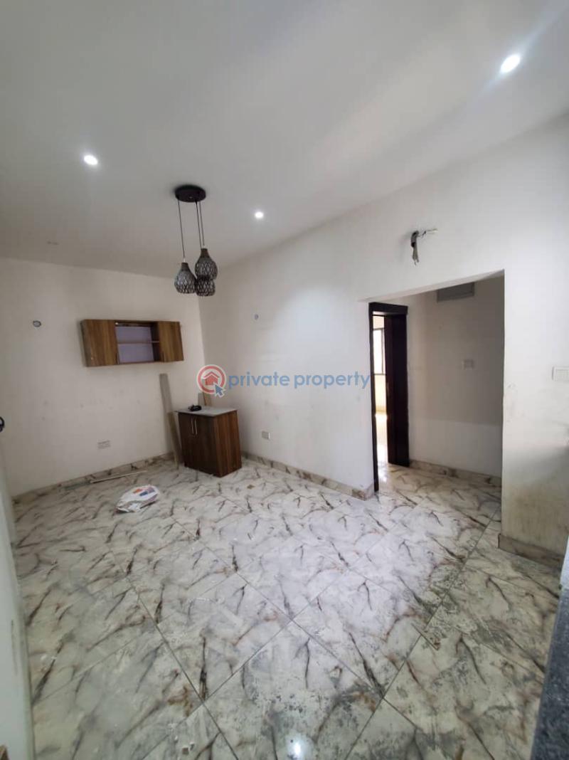 2 bedroom Block Of Flats For Rent Dpkay District Estate Orchid Lekki Phase 2 Lagos - 1