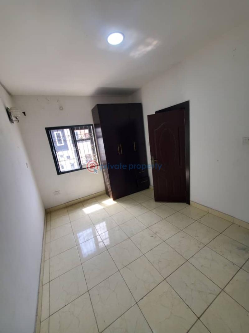 2 bedroom Block Of Flats For Rent Dpkay District Estate Orchid Lekki Phase 2 Lagos - 4