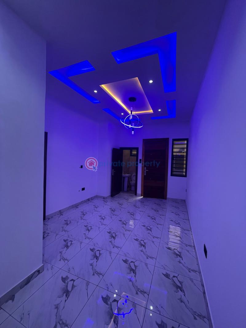 2 bedroom Block Of Flats For Rent Prime Area In Alapere Alapere Kosofe/Ikosi Lagos - 12
