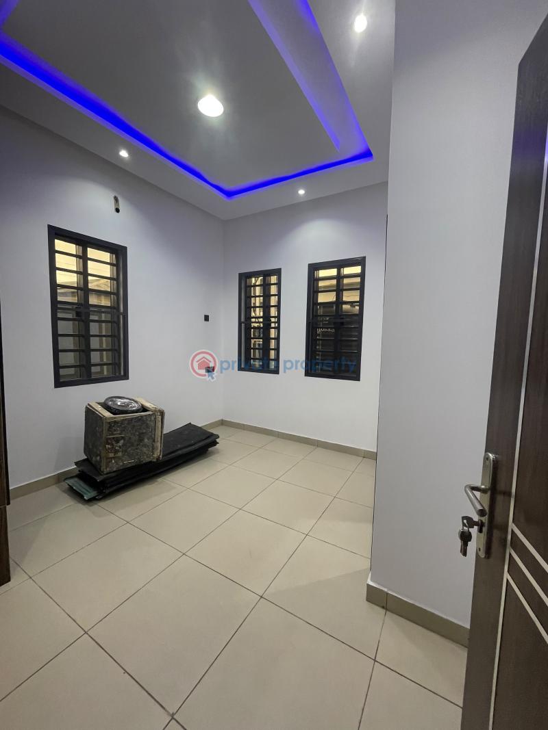 2 bedroom Block Of Flats For Rent Prime Area In Alapere Alapere Kosofe/Ikosi Lagos - 6