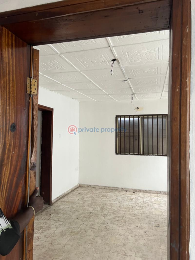 2 bedroom Office For Rent Kosofe Kosofe/Ikosi Lagos - 9