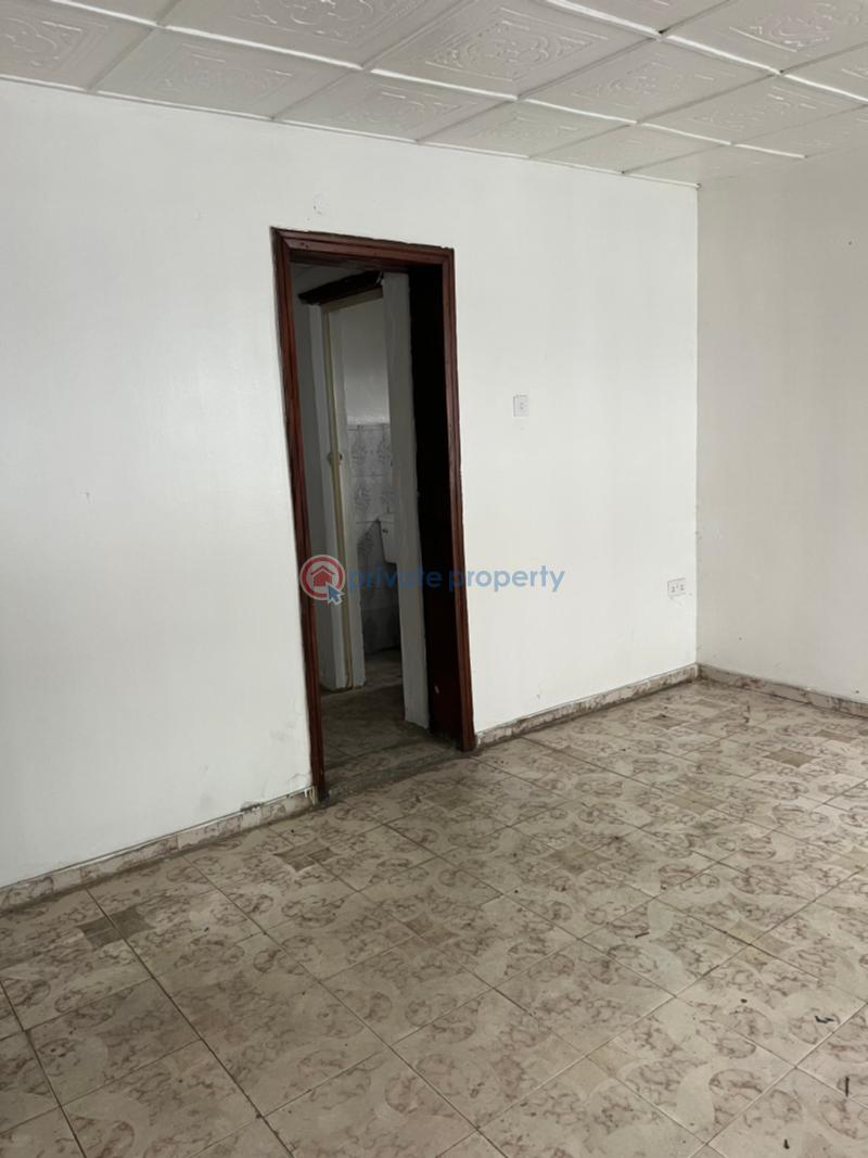 2 bedroom Office For Rent Kosofe Kosofe/Ikosi Lagos - 4