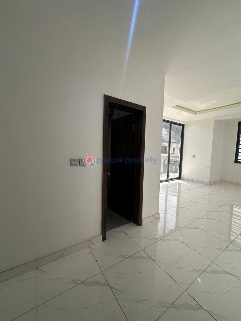 2 bedroom Shared Apartment For Rent Ikate Elegushi Lekki Lagos - 3