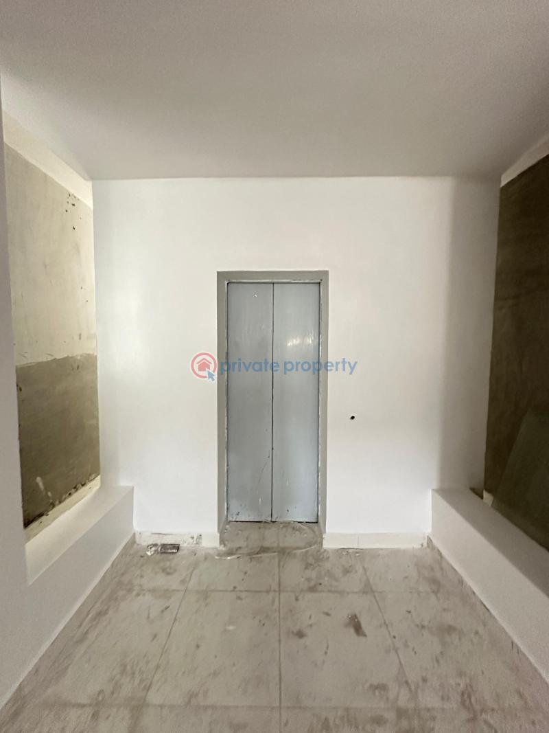 Spacious 2 bedroom with swimming pool and elevator - 12 2 bedroom House For Sale Lekki Phase 1 Lagos - 12