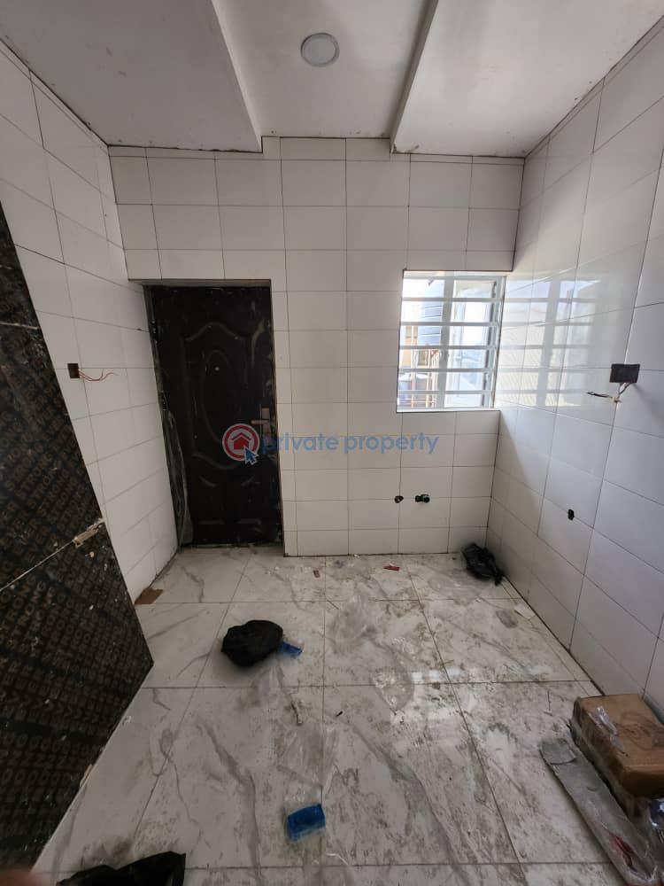 2 bedroom Block Of Flats For Sale Yaba Ikeja Lagos - 4
