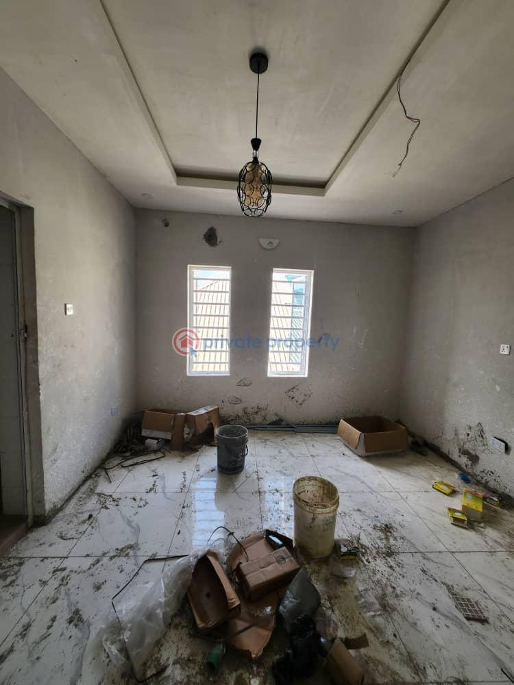 2 bedroom Block Of Flats For Sale Yaba Ikeja Lagos - 1