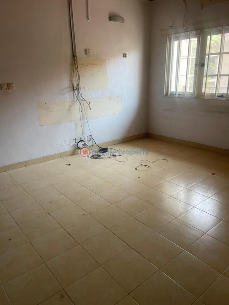 4 bedroom Detached Duplex For Sale Agungi Lekki Lagos - 13