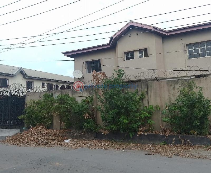 4 bedroom Duplex For Sale Around Lagoon Hospital Balogun Ikeja Lagos