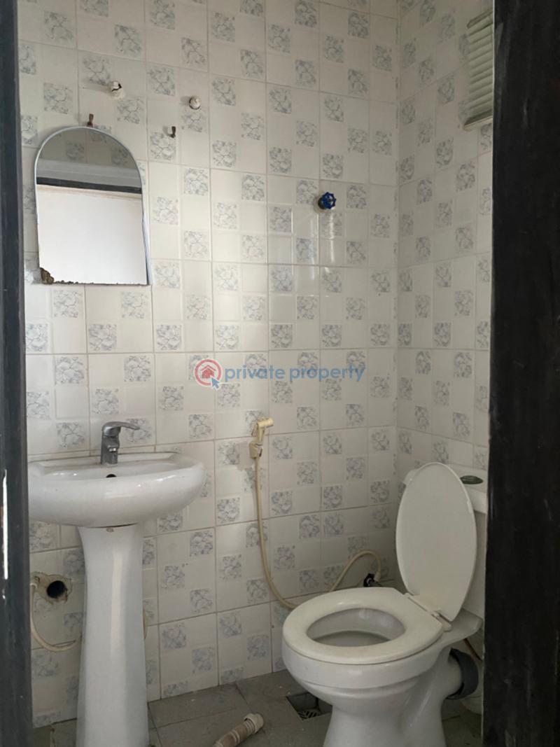 2 bedroom Block Of Flats For Rent In A Gated And Secure Estate Off Kunsela Road Ikate Elegushi Lekki Lagos - 7