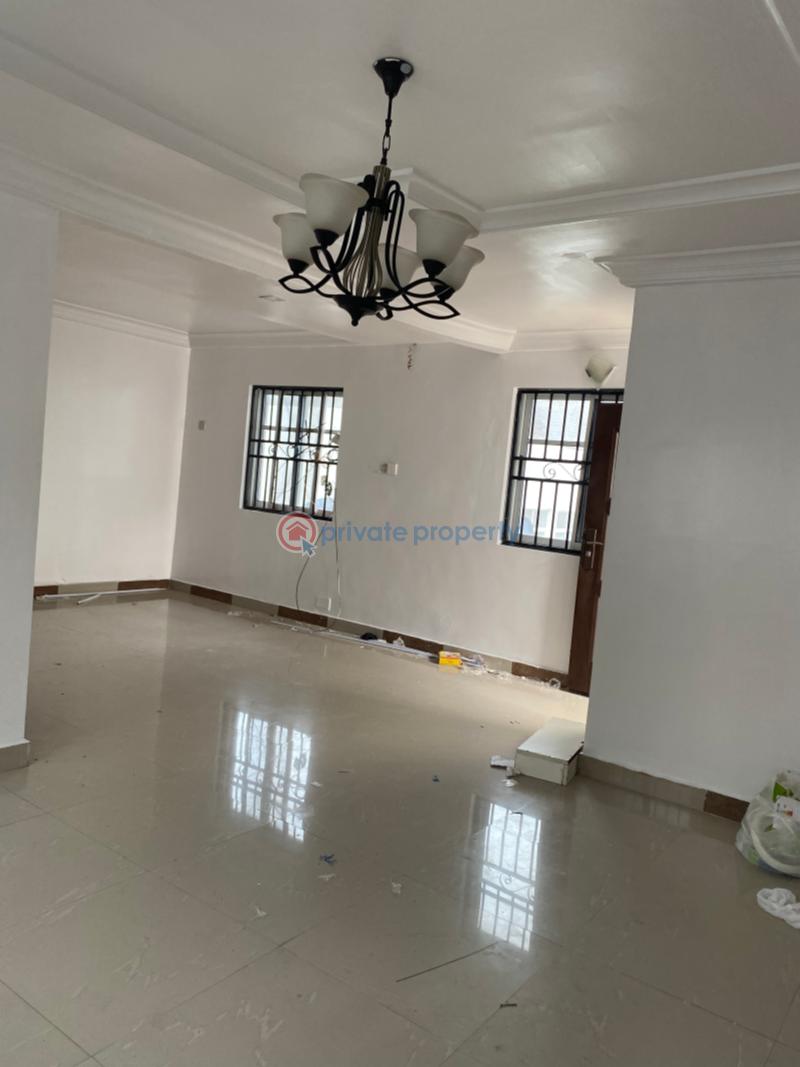 2 bedroom Block Of Flats For Rent In A Gated And Secure Estate Off Kunsela Road Ikate Elegushi Lekki Lagos - 1