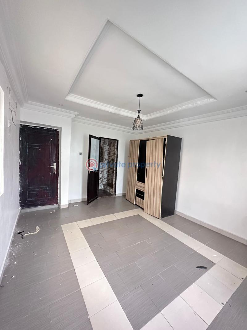 2 bedroom Block Of Flats For Rent Ologolo Lekki Lagos - 3