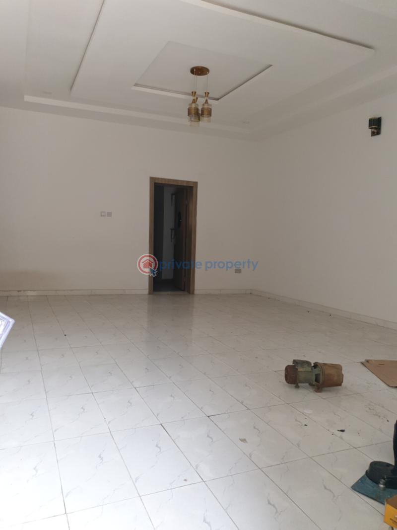 2 bedroom Flat & Apartment For Rent Secure Neighborhood Ologolo Lekki Lagos - 0