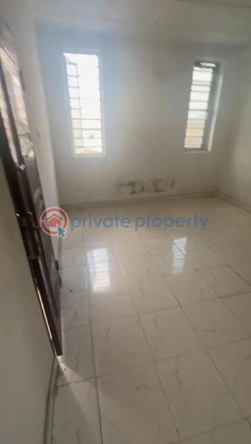 2 bedroom Block Of Flats For Rent Off Okuta Rd, Bariga Bariga Shomolu Lagos - 1