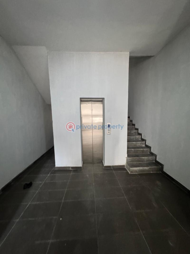 Spacious 2bedroom flat with pool and elevator - 13 2 bedroom Block Of Flats For Sale Ikate Elegushi Lekki Lagos - 13