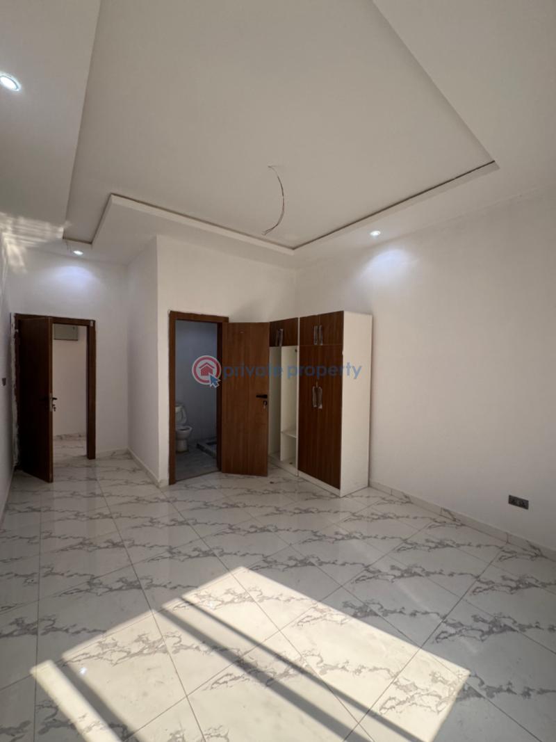 Spacious 2bedroom flat with pool and elevator - 8 2 bedroom Block Of Flats For Sale Ikate Elegushi Lekki Lagos - 8