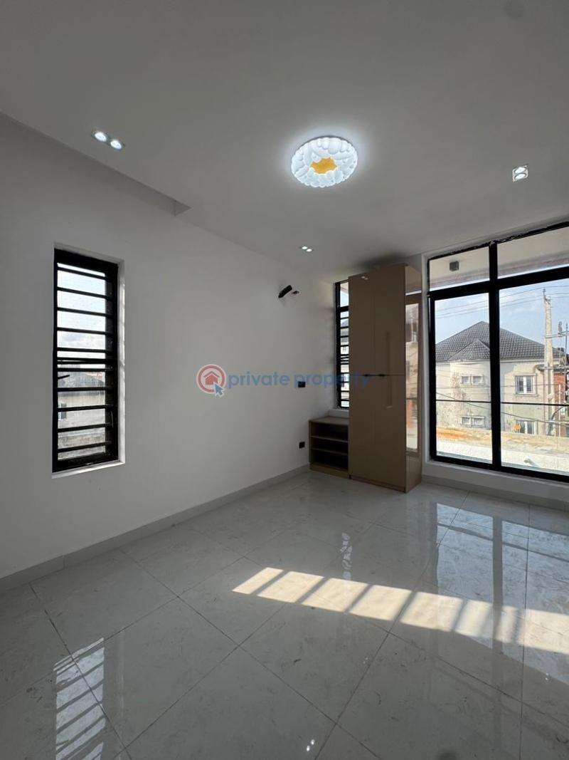 2 bedroom Flat & Apartment For Sale Ologolo Lekki Lagos - 2