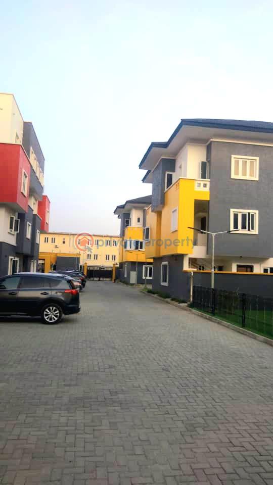 4 bedroom Terrace For Rent Phase 1 Lekki Lagos - 0
