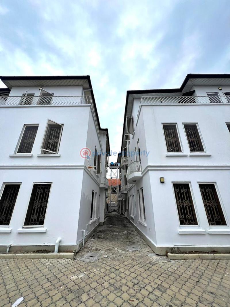 Spacious 3 bed apartment - 14 3 bedroom Block Of Flats For Rent Lekki Phase 1 Lagos - 14