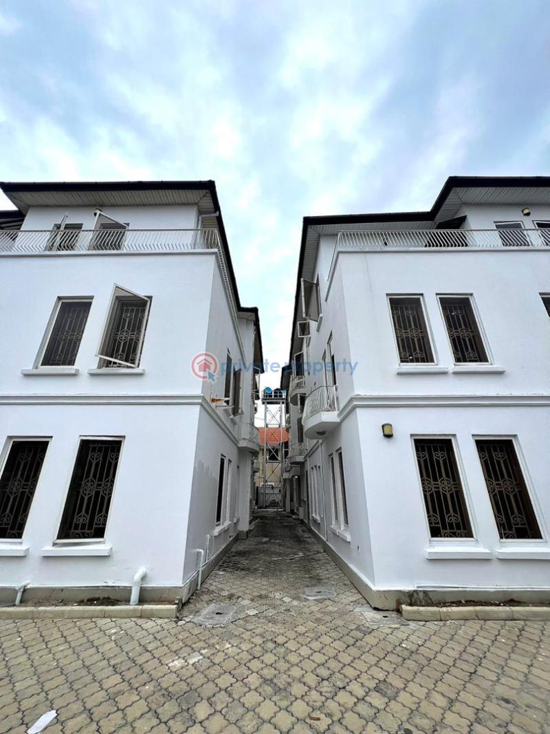 Spacious 3 bed apartment - 10 3 bedroom Block Of Flats For Rent Lekki Phase 1 Lagos - 10