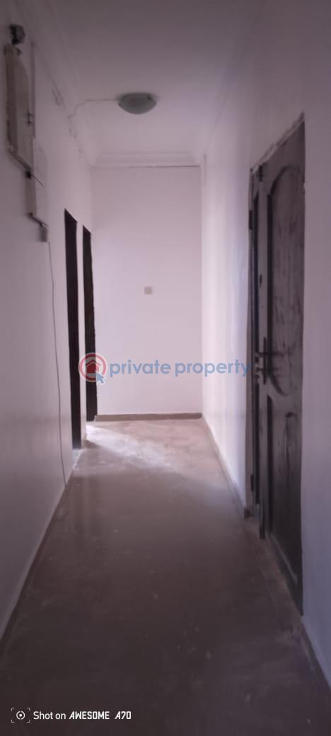 3 bedroom Block Of Flats For Rent Oyadiran Sabo Yaba Sabo Yaba Lagos - 1