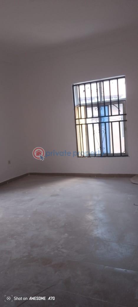 3 bedroom Block Of Flats For Rent Oyadiran Sabo Yaba Sabo Yaba Lagos - 4