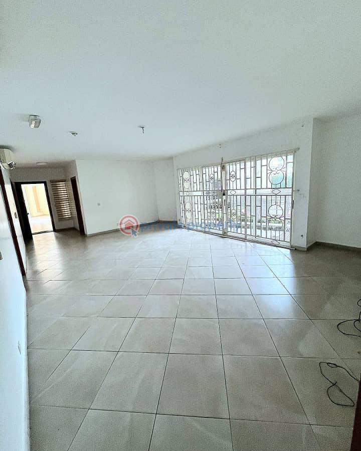 Spacious 3-bedroom apartment - 1 3 bedroom Flat & Apartment For Sale Lekki Right Lekki Phase 1 Lagos - 1