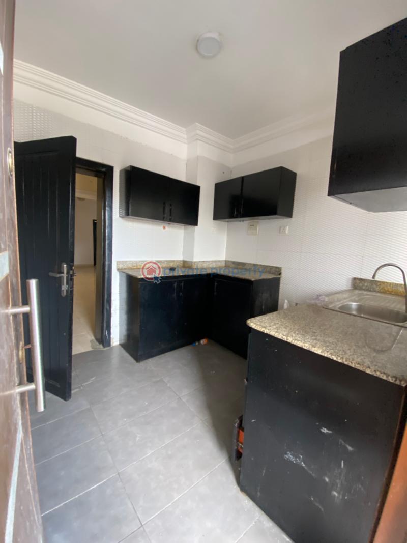 3 bedroom Flat & Apartment For Rent Opp Shoprite Ologolo Lekki Lagos - 3