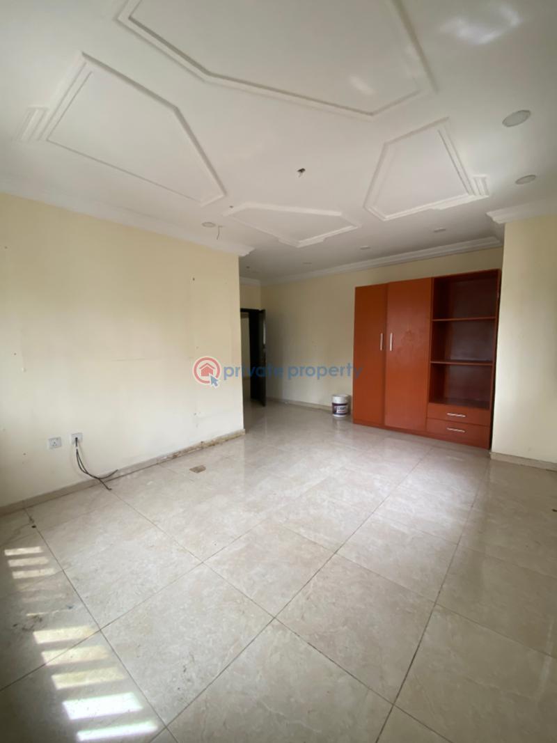 3 bedroom Flat & Apartment For Rent Opp Shoprite Ologolo Lekki Lagos - 1