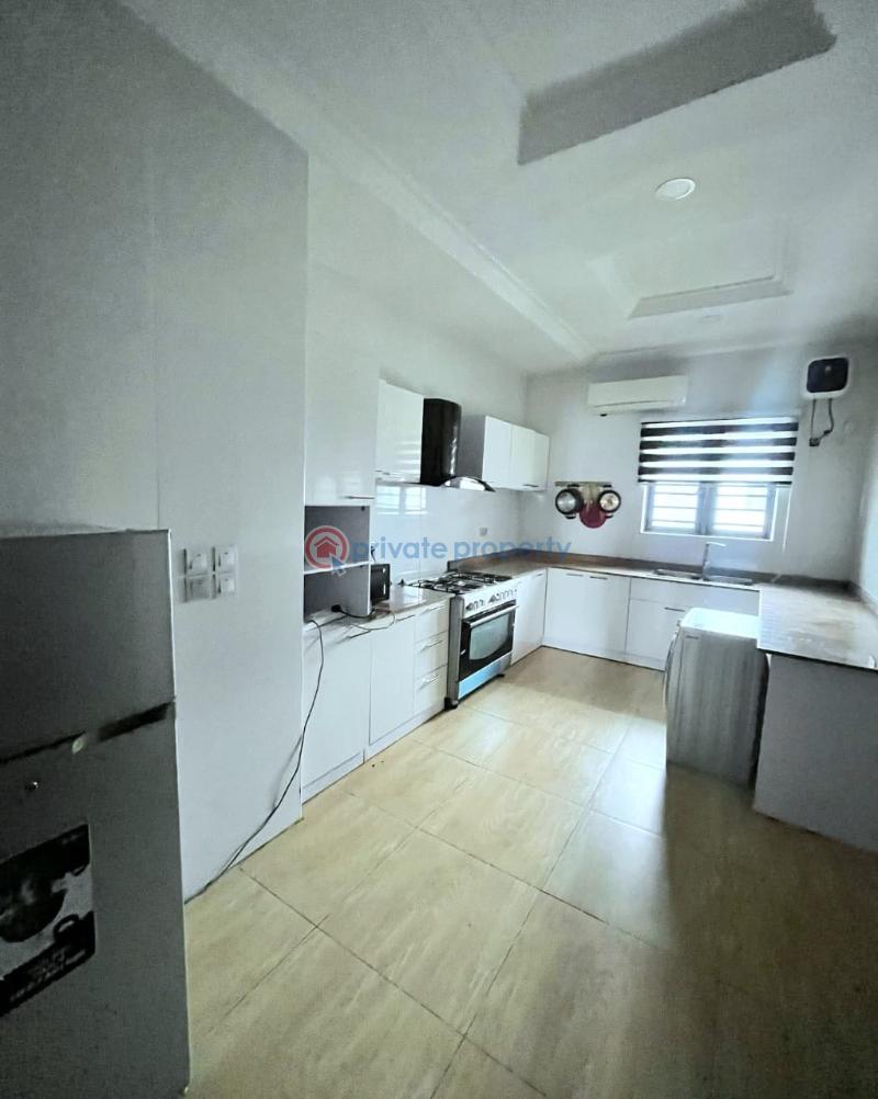 Spacious 3-bedroom apartment - 6 3 bedroom Flat & Apartment For Sale Ikate Elegushi Lekki Lagos - 6