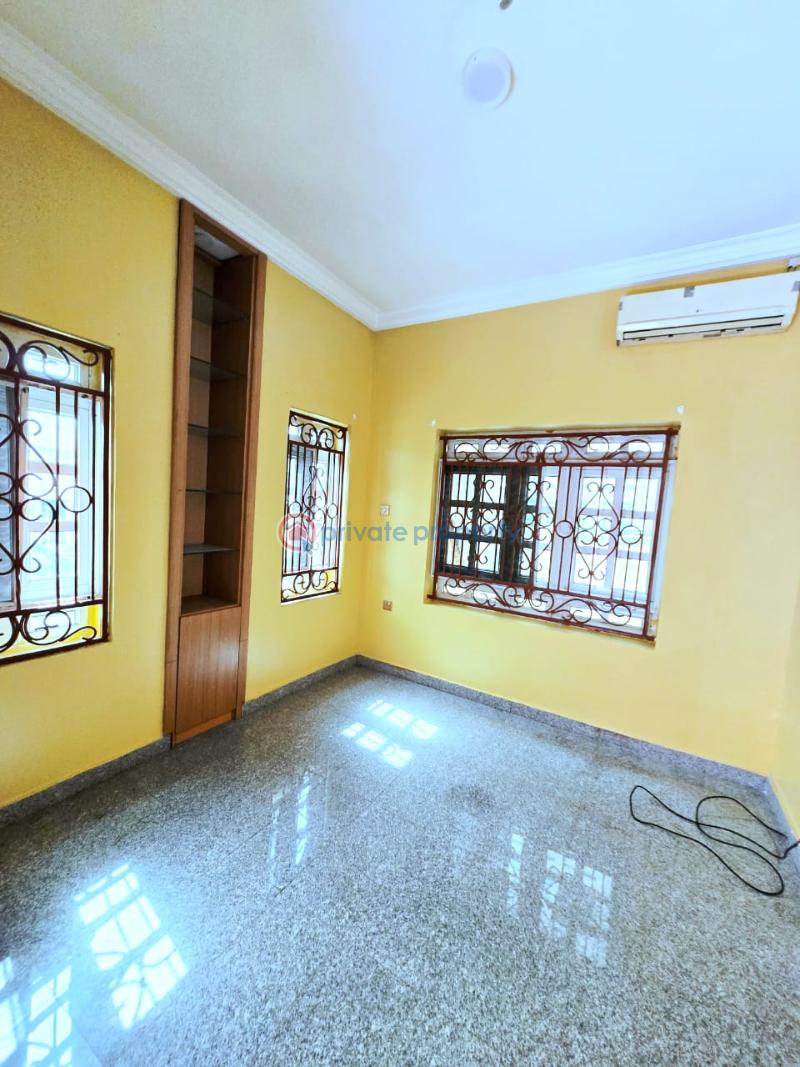 3 bedroom Flat & Apartment For Rent Lekki Phase 1 Lagos - 1