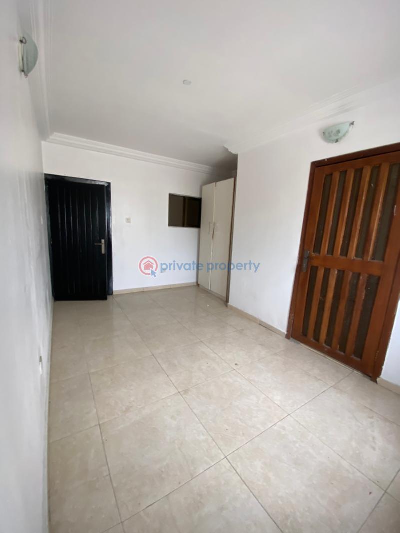 3 bedroom Flat & Apartment For Rent Opp Shoprite Ologolo Lekki Lagos - 10
