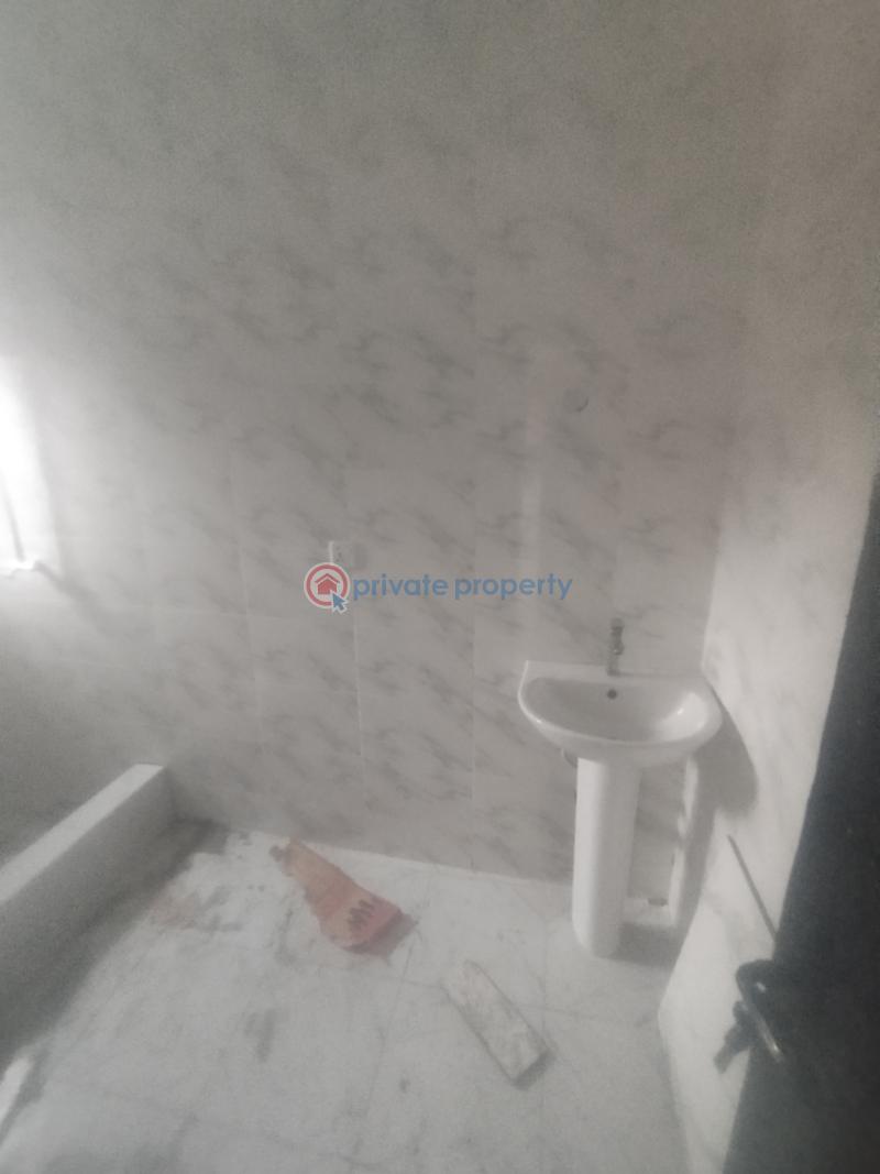 3 bedroom Block Of Flats For Rent Ogunfayo Phase 2 Awoyaya Ajah Lagos - 6