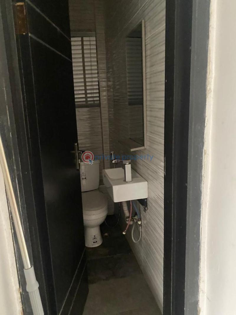 3 bedroom Block Of Flats For Rent Pinnock Osapa London Lekki Lagos - 2