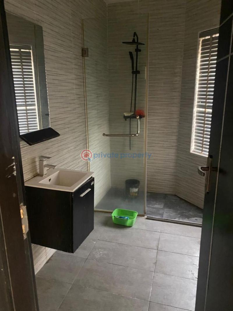 3 bedroom Block Of Flats For Rent Pinnock Osapa London Lekki Lagos - 1