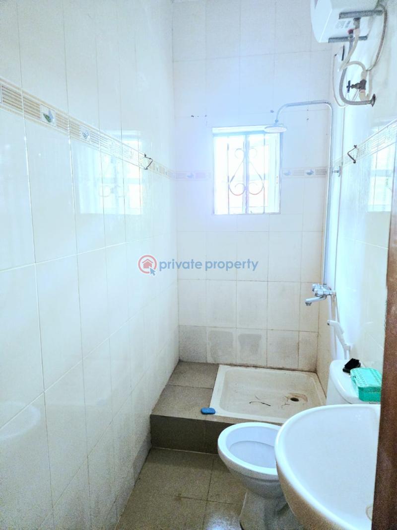 3 bedroom Flat & Apartment For Rent Lekki Phase 1 Lagos - 9