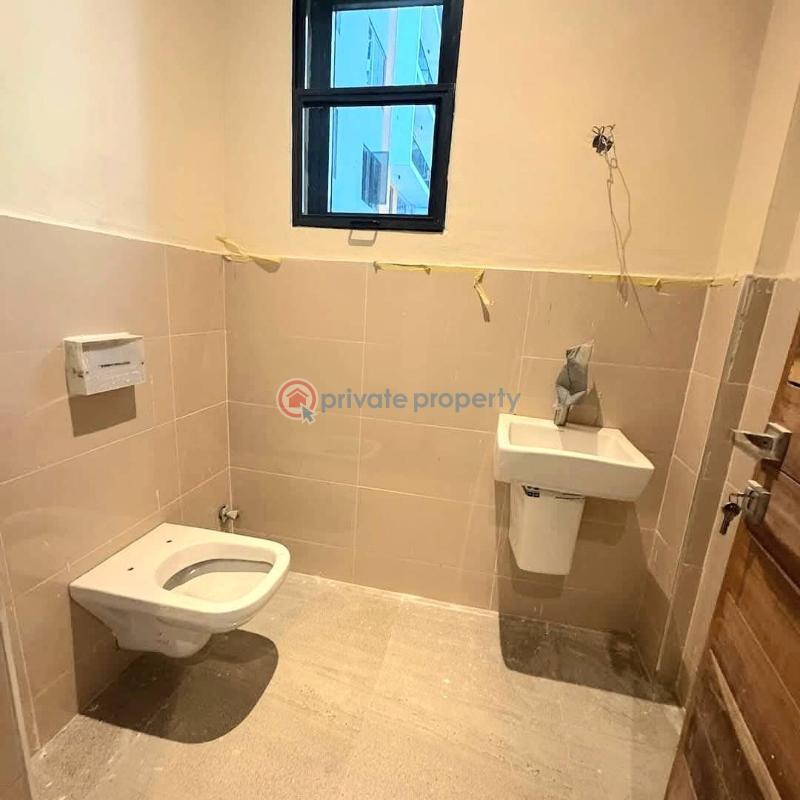 Spacious 3-bedroom apartment - 8 3 bedroom Flat & Apartment For Sale Lekki Phase 1 Lagos - 8