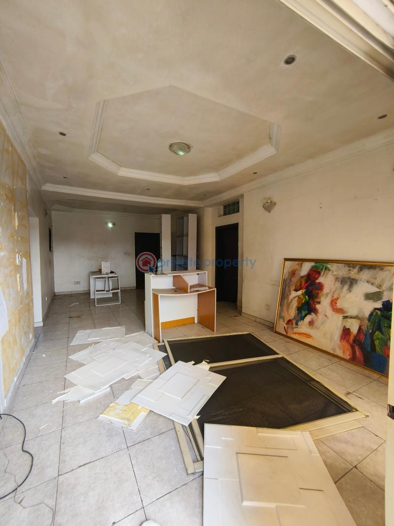 3 bedroom Block Of Flats For Rent Agungi Lekki Lagos - 1