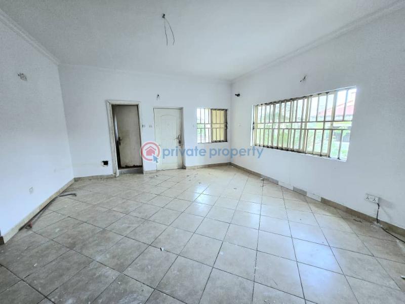 Spacious 3-bedroom apartment with bq - 4 3 bedroom Flat & Apartment For Rent Lekki Phase 1 Lagos - 4
