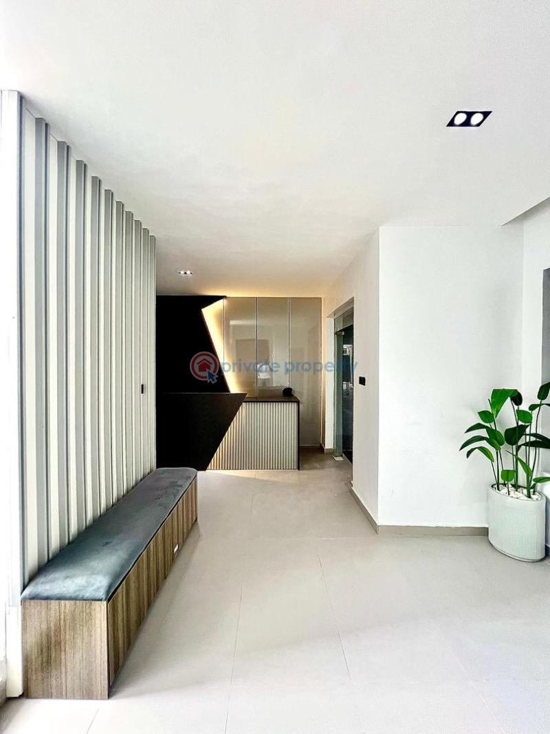 Spacious 3-bedroom apartment with bq - 7 3 bedroom Flat & Apartment For Sale Lekki Phase 1 Lagos - 7
