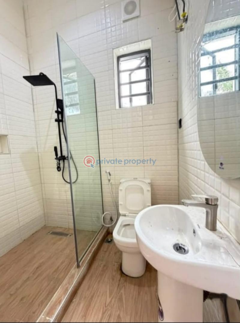 3 bedroom Block Of Flats For Sale Ikeja GRA Lagos - 3